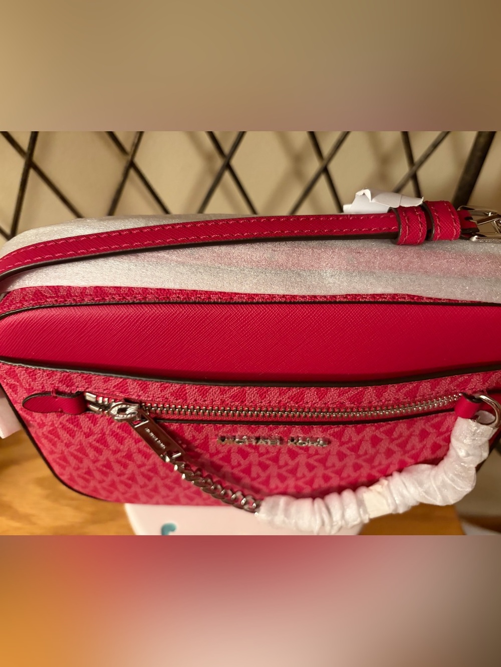 Michael Kors Jet Set Crossbody Nwt - Picture 4 of 8